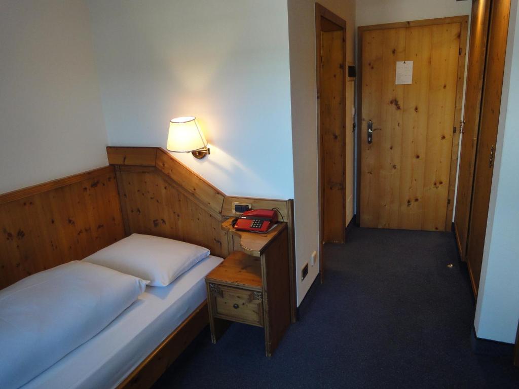 Hotel Zum Wolf Castelrotto Habitación foto